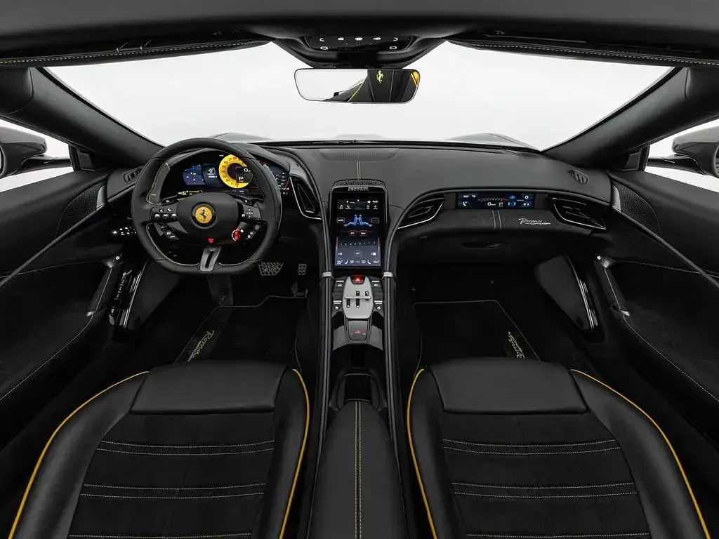 Neu Ferrari Roma 620 PS (456 kW) 2025 Grigio scuro Cabrio