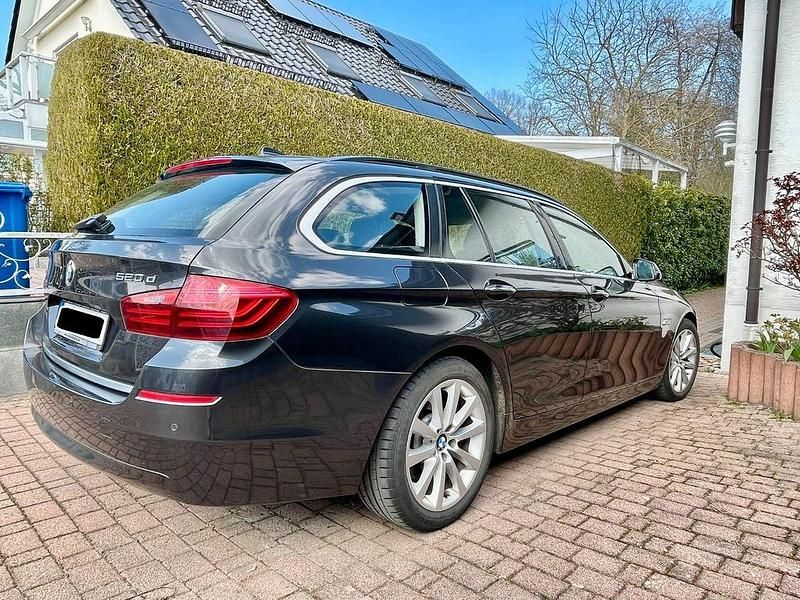 Usata BMW 520 184 CV (135 kW) 2014 Nero Station wagon