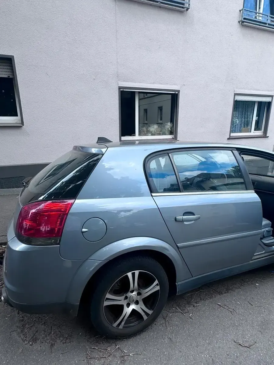 Gebraucht Opel Signum 155 PS (114 kW) 2004 Silber Kleinwagen