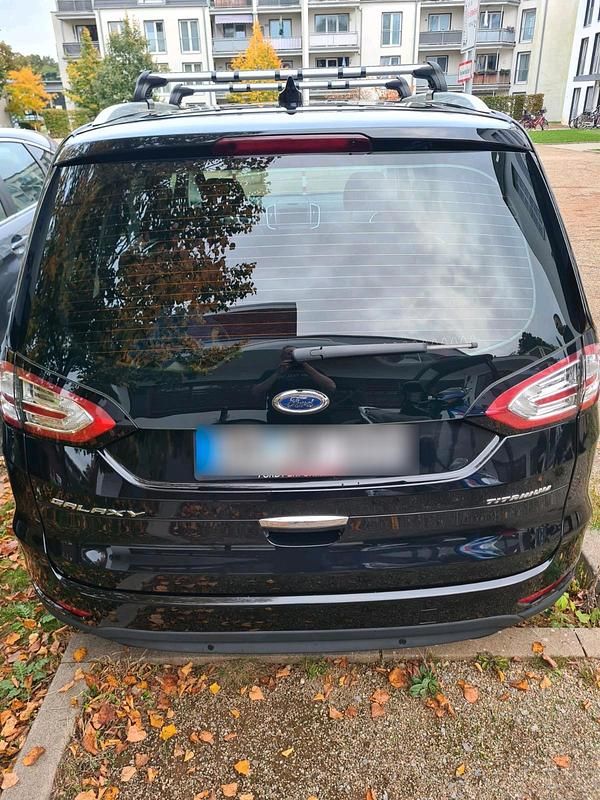 Gebraucht Ford Galaxy Titanium 140 PS (102 kW) 2020 Schwarz Van / Kleinbus
