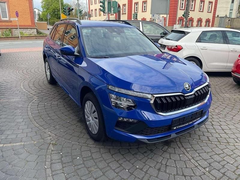 Gebraucht Skoda Kamiq Essence 95 PS (69 kW) 2024 Blau SUV