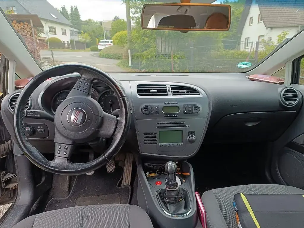 Gebraucht Seat Leon 102 PS (75 kW) 2006 Schwarz Kleinwagen