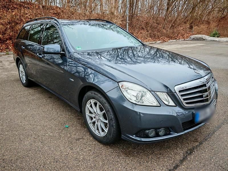 Gebraucht Mercedes E350 265 PS (194 kW) 2010 Grau Kombi