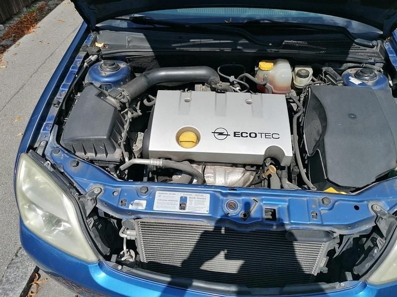 Gebraucht Opel Vectra 122 PS (89 kW) 2002 Blau Limousine