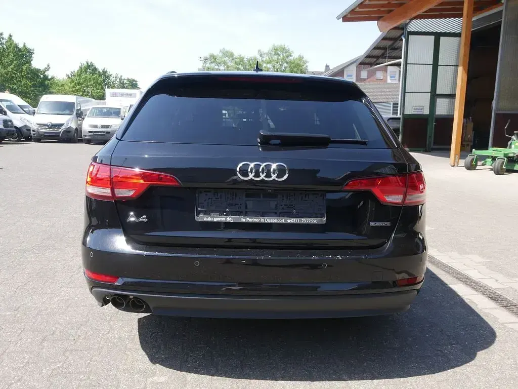 Gebraucht Audi A4 Sport 218 PS (160 kW) 2017 Schwarz Kombi