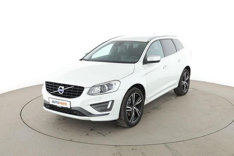 Używany Volvo XC60 Momentum 150 KM (110 kW) 2017 SUV