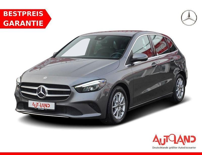 Grau Gebraucht 2019 Mercedes B180 Progressive Van / Kleinbus | 22.490 € (Fairer Preis) - Bild 1/4