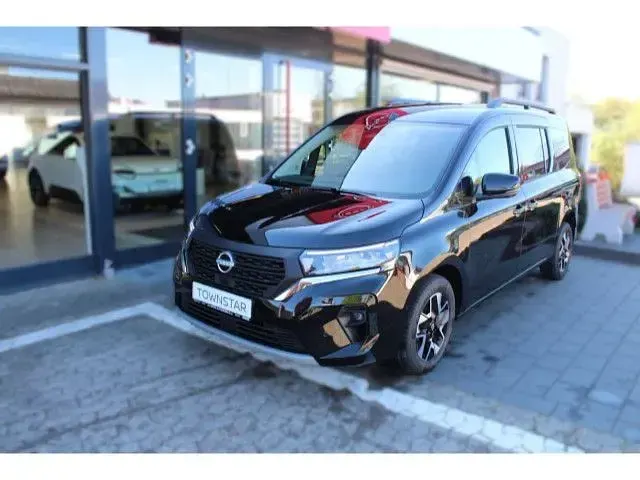 Neu Nissan Townstar Tekna 131 PS (96 kW) 2026 Gne glack (m) Kombi