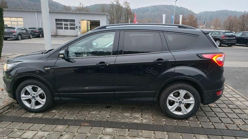Gebraucht Ford Kuga ST-Line 150 PS (110 kW) 2019 Schwarz SUV