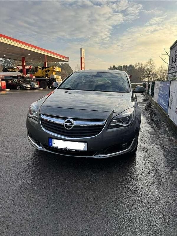 Gebraucht Opel Insignia Edition 136 PS (100 kW) 2016 Limousine