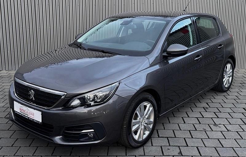 Gebraucht Peugeot 308 Active 131 PS (96 kW) 2021 Grau Kleinwagen