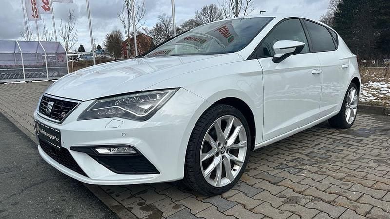 Gebraucht Seat Leon FR 131 PS (96 kW) 2020 Weiß Limousine