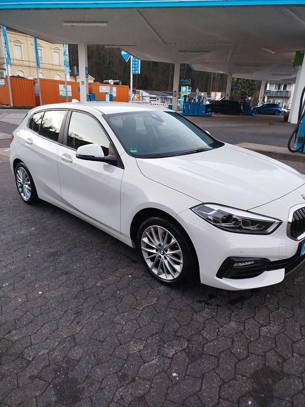 Gebraucht BMW 120 190 PS (139 kW) 2020 Weiß Kleinwagen