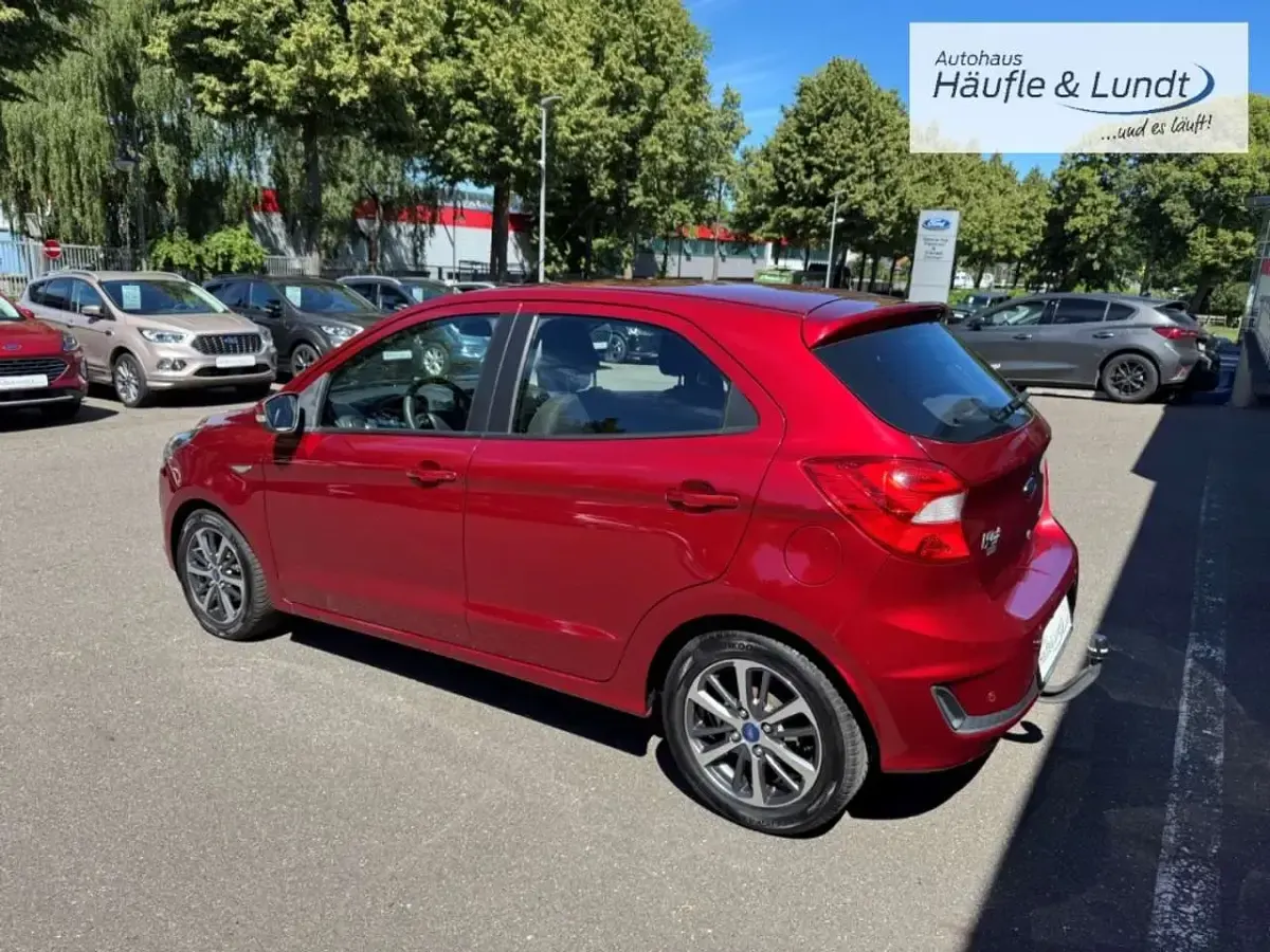 Gebraucht Ford Ka Cool & Connect 86 PS (63 kW) 2018 Rot Limousine