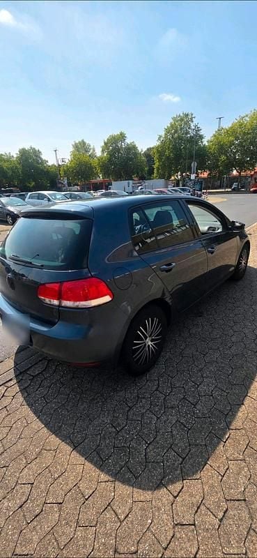 Gebraucht VW Golf VI 122 PS (89 kW) 2010 Blau Kleinwagen