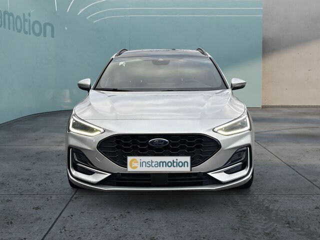 Używany Ford Focus ST-Line 155 KM (114 kW) 2023 Srebrny Kombi