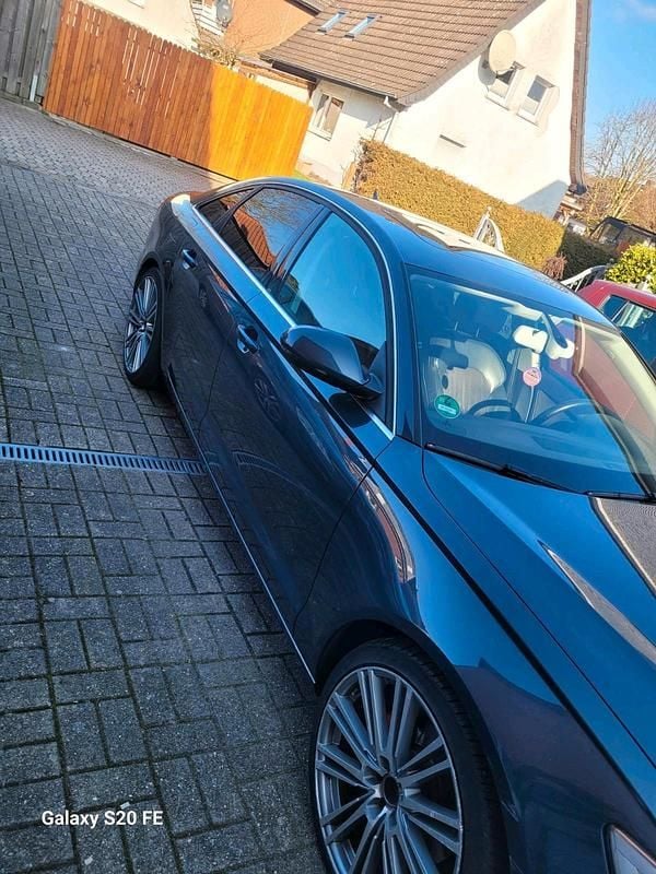 Gebraucht Audi A6 Ambiente 280 PS (205 kW) 2011 Limousine