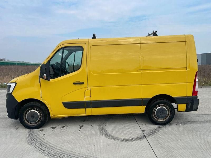 Używany Renault Master 135 KM (99 kW) 2021 Żółty Van