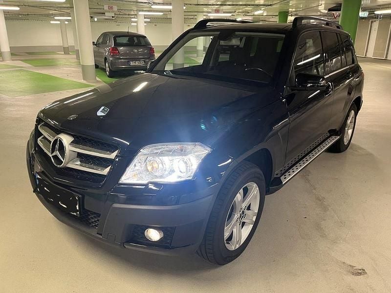 Blau Gebraucht 2009 Mercedes GLK320 SUV | 9.999 € (Fairer Preis) - Bild 1/4
