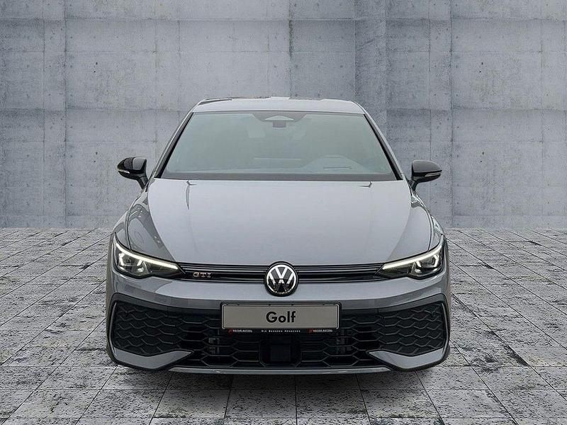 Gebraucht VW Golf VIII GTI 265 PS (194 kW) 2025 Grau Limousine