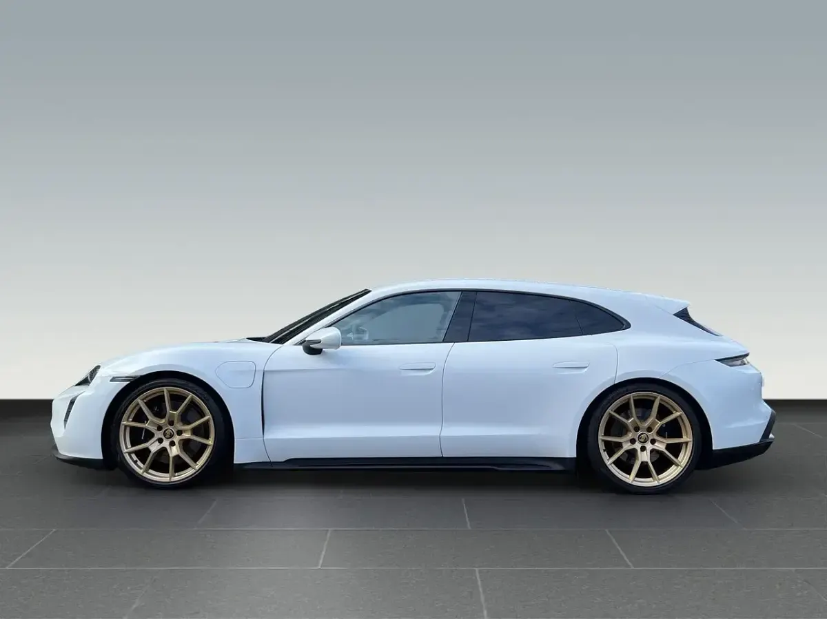 Gebraucht Porsche Taycan 439 kW (598 PS) 2022 Weiß Limousine
