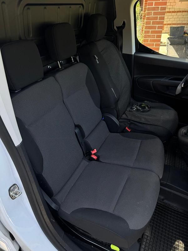 Gebraucht Peugeot Partner 102 PS (75 kW) 2020 Van / Kleinbus