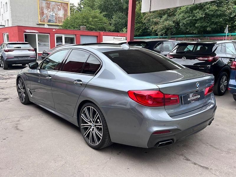 Brugt BMW M550 Performance 462 HK (339 kW) 2018 Blå Sedan