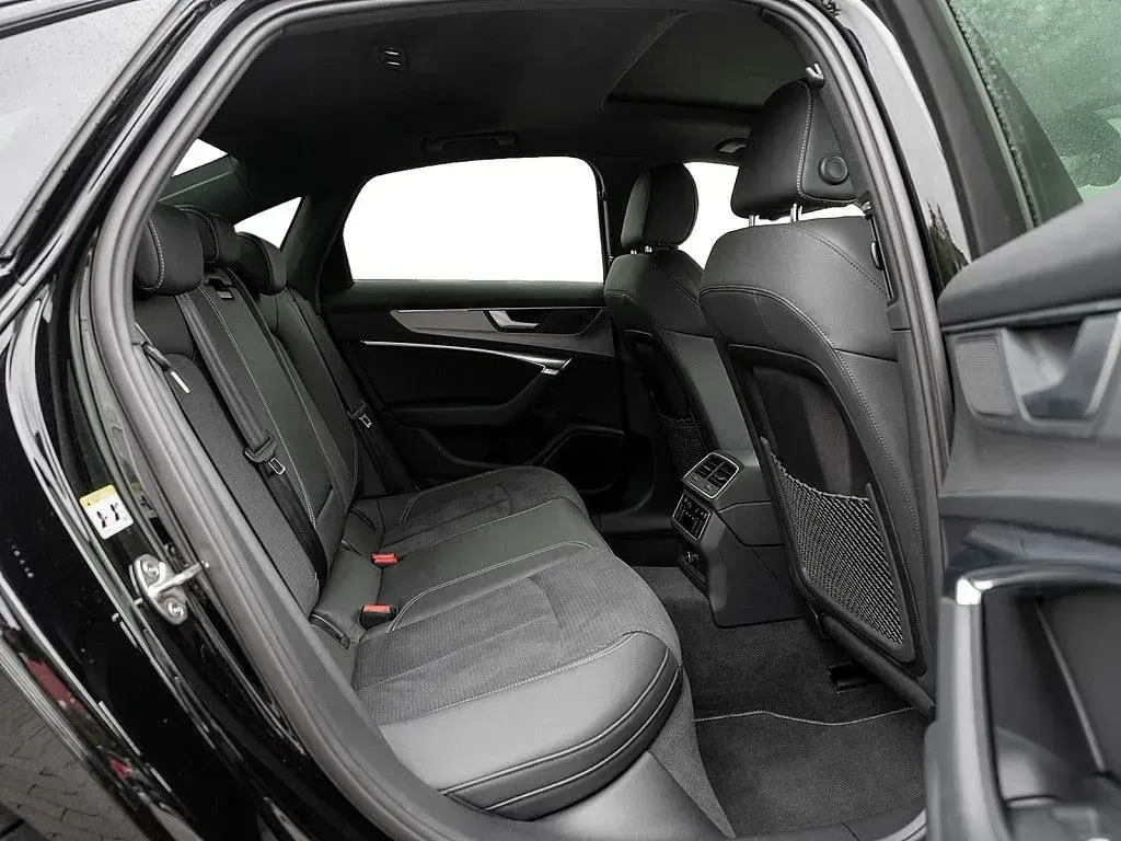 Gebraucht Audi A6 Sport 299 PS (219 kW) 2023 Schwarz Limousine