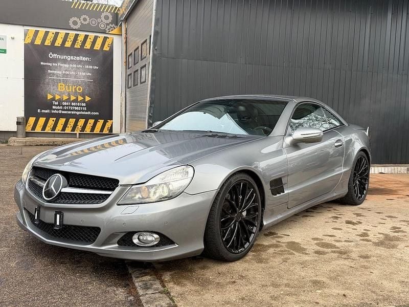 Silber Gebraucht 2016 Mercedes SL500 AMG Cabrio | 29.000 € - Bild 1/4