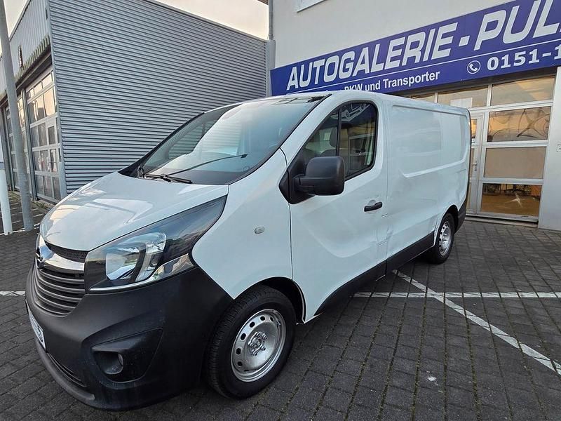 Gebraucht Opel Vivaro 95 PS (69 kW) 2019 Weiß Van / Kleinbus