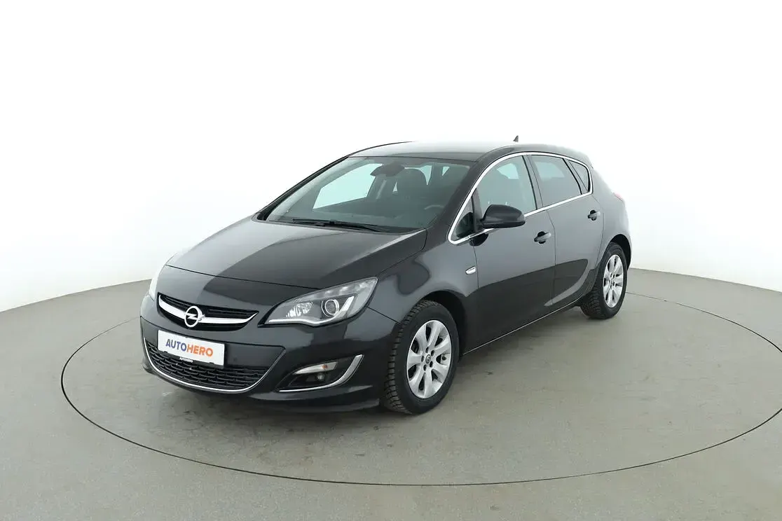 Brugt Opel Astra Exklusiv 140 HK (102 kW) 2015 Sedan