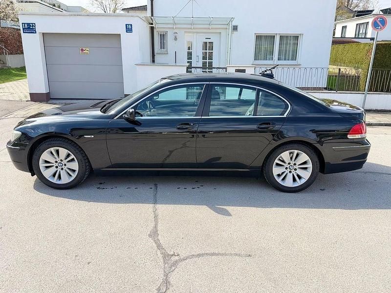 Gebraucht BMW 740 306 PS (225 kW) 2005 Schwarz Limousine