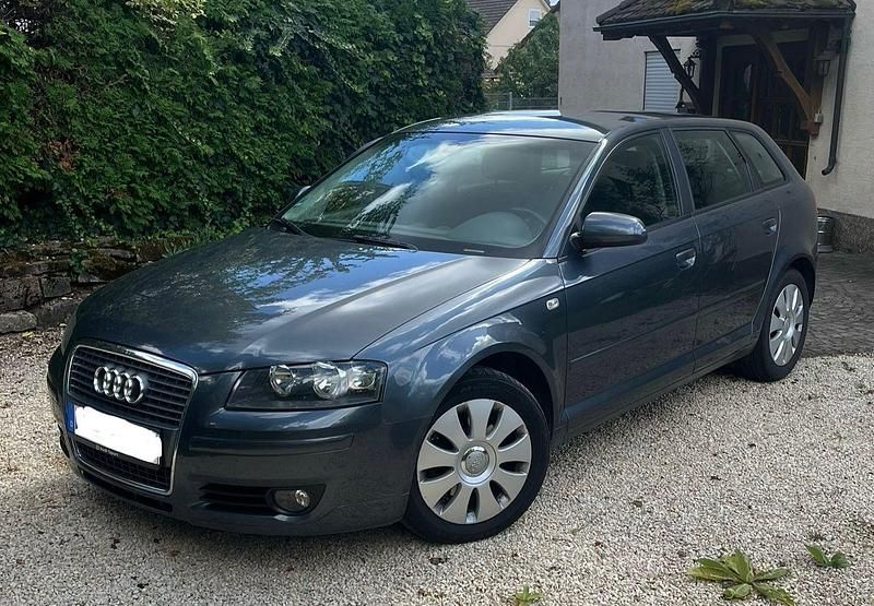 Gebraucht 2006 Audi A3 Sportback Kleinwagen | 4.450 € (Etwas zu teuer) - Bild 1/4