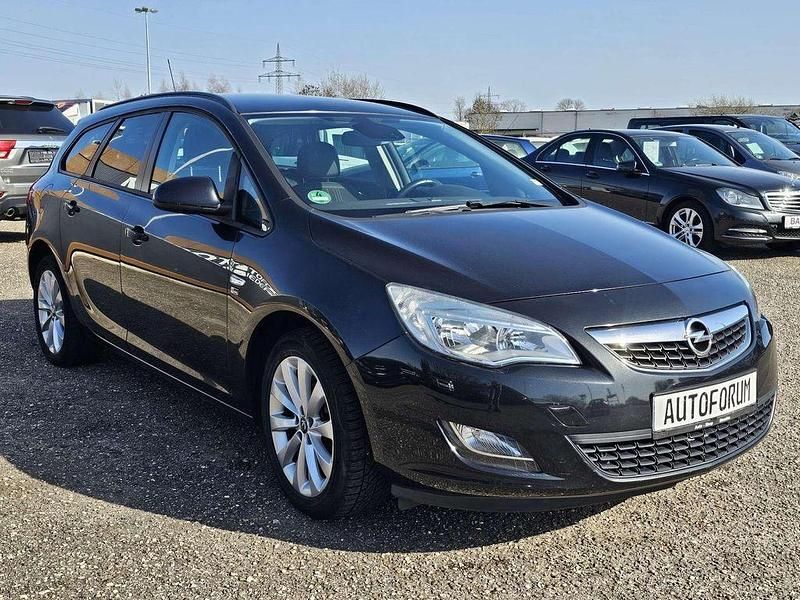 Usata Opel Astra 120 CV (88 kW) 2012 Nero Station wagon