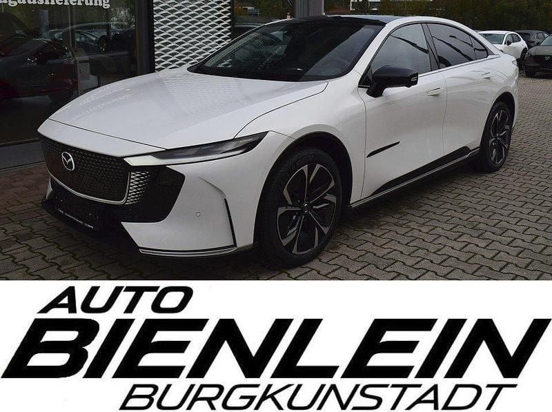 Weiß Gebraucht 2025 Mazda 6e Takumi-Line Limousine | 37.900 € (Superpreis) - Bild 1/4