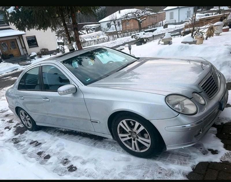 Gebraucht Mercedes E280 Elegance 191 PS (140 kW) 2005 Silber Limousine