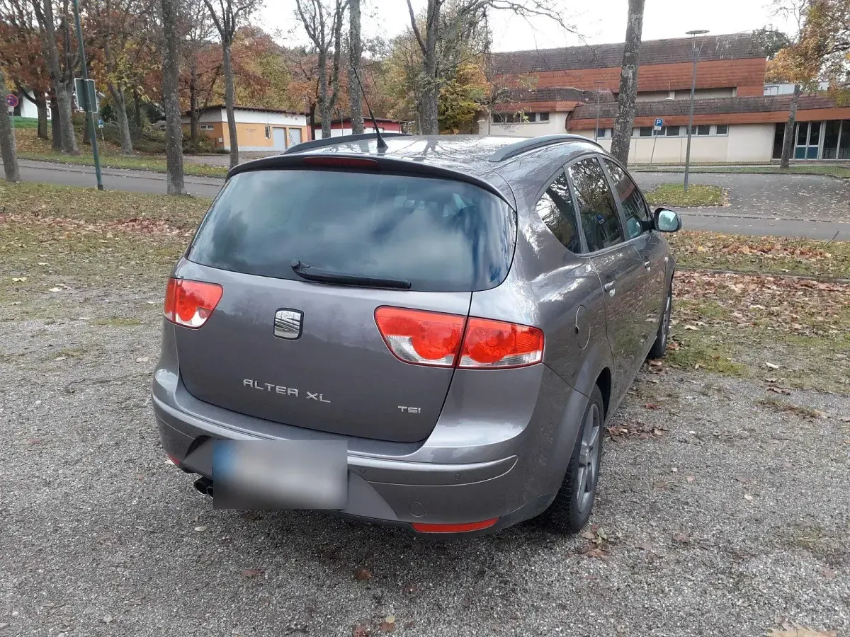 Gebraucht Seat Altea XL 4You 125 PS (91 kW) 2014 Grau Van / Kleinbus