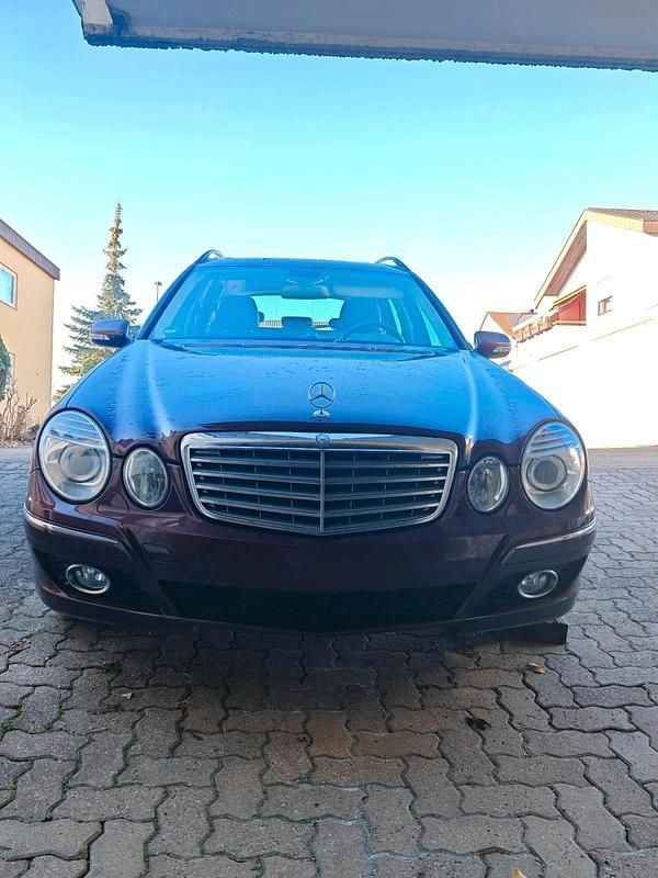 Gebraucht Mercedes E320 224 PS (164 kW) 2008 Andere farben Kombi