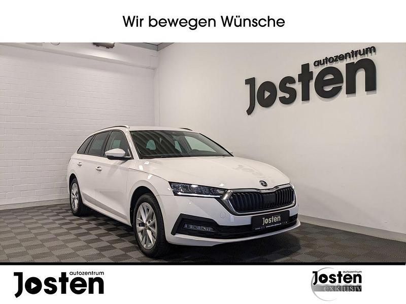Weiß Gebraucht 2022 Skoda Octavia Ambition Limousine | 22.690 € (Superpreis) - Bild 1/4