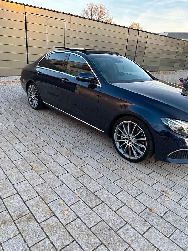 Second-hand Mercedes E400 340 CP (250 kW) 2018 Andere farben Berlinǎ