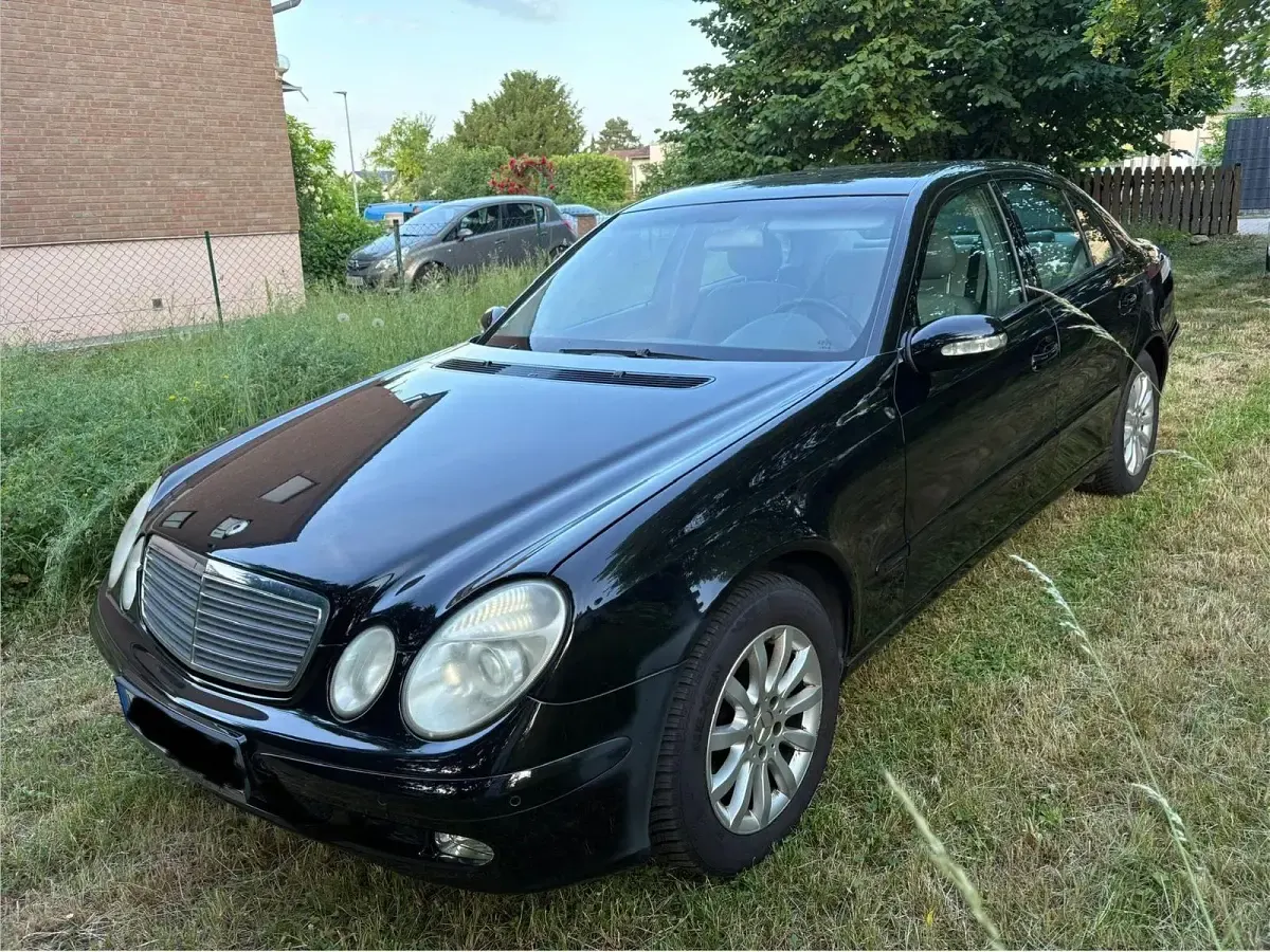 Gebraucht Mercedes E320 224 PS (164 kW) 2002 Schwarz Limousine