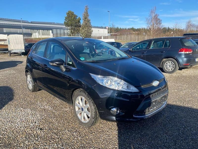 Gebraucht 2009 Ford Fiesta Ghia Limousine | 2.590 € (Fairer Preis) - Bild 1/4