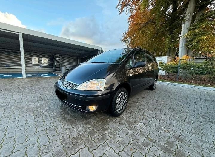 Schwarz Gebraucht 2005 Ford Galaxy Van / Kleinbus | 3.999 € (Teuer) - Bild 1/4