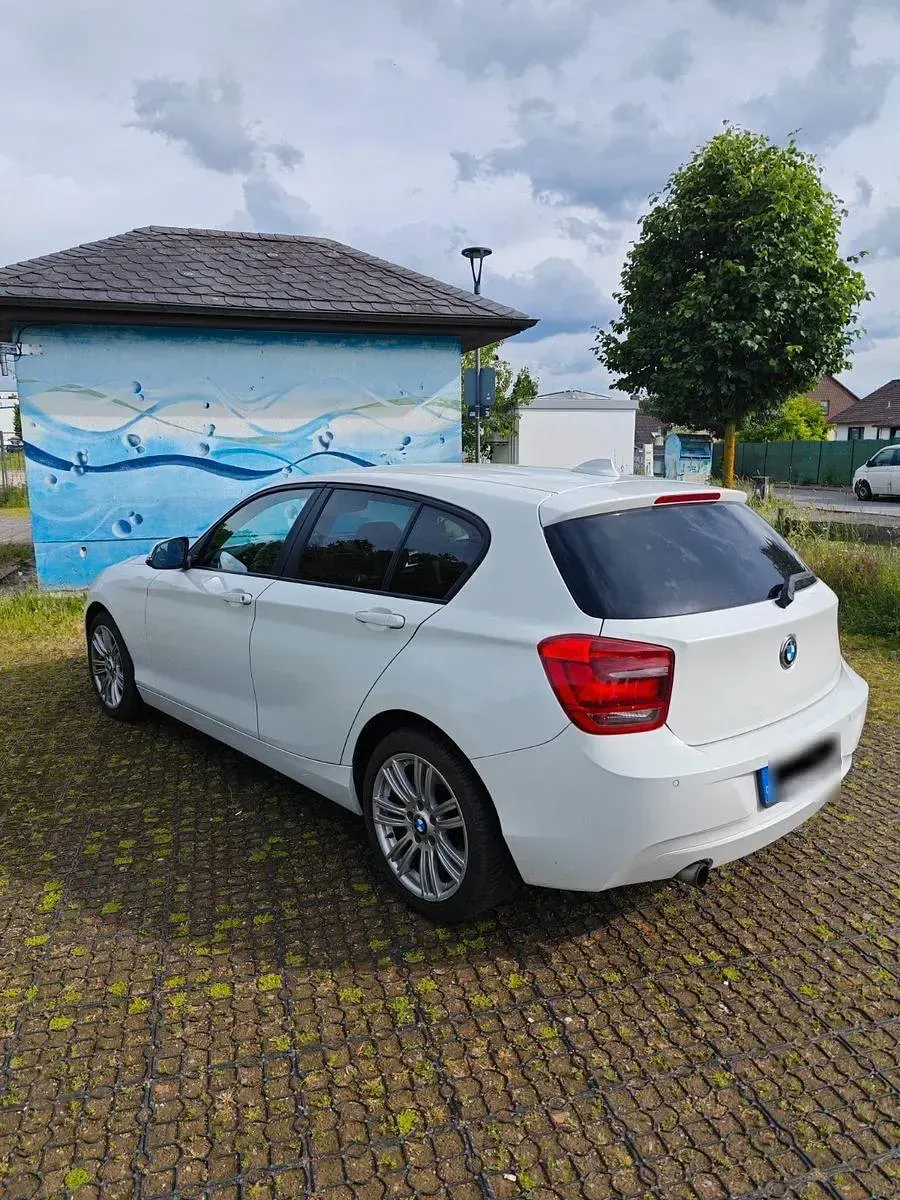 Gebraucht BMW 116 136 PS (100 kW) 2015 Weiß Kleinwagen