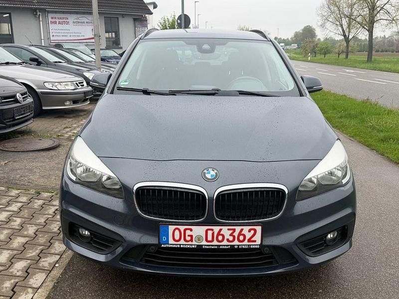 Gebraucht BMW 216 Active Tourer Basis 116 PS (85 kW) 2015 Grau Van / Kleinbus