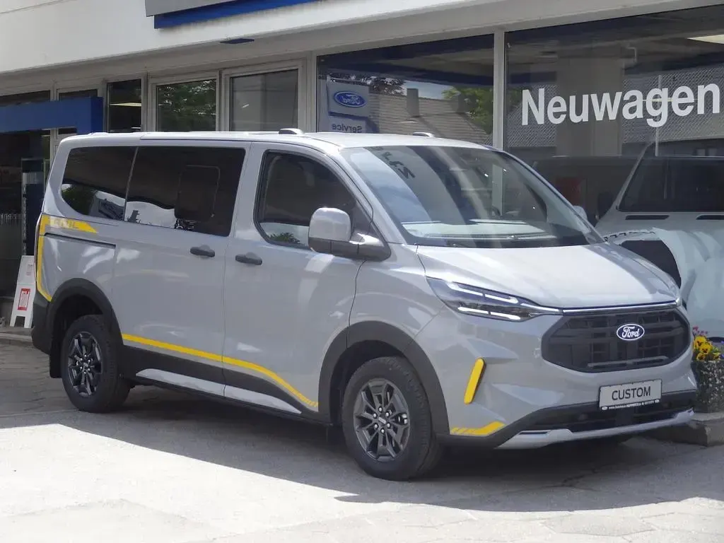 Nuova Ford Transit Custom 170 CV (125 kW) 2026 Grigio Station wagon