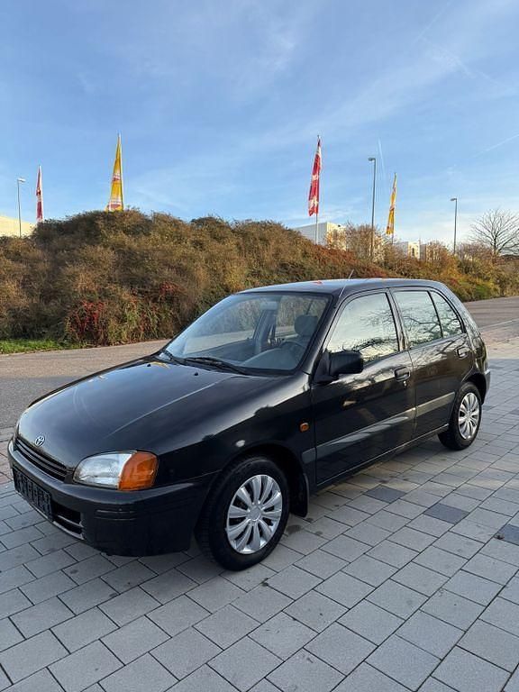 Schwarz Gebraucht 1998 Toyota Starlet Kleinwagen | 3.490 € (Fairer Preis) - Bild 1/4