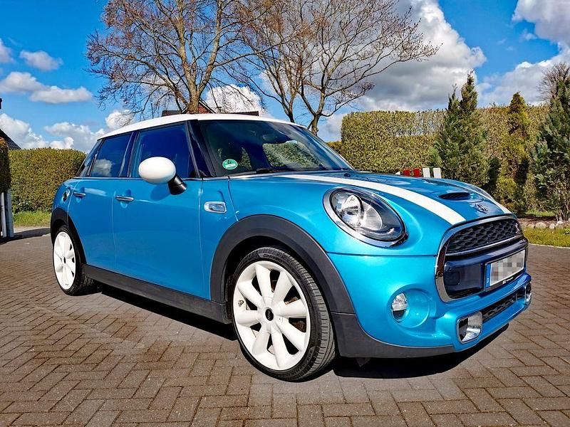 Blau Gebraucht 2015 Mini Cooper SD Kleinwagen | 11.000 € (Fairer Preis) - Bild 1/4