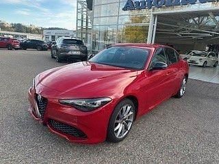 Rot Gebraucht 2024 Alfa Romeo Giulia Veloce Limousine | 39.700 € (Etwas zu teuer) - Bild 1/4