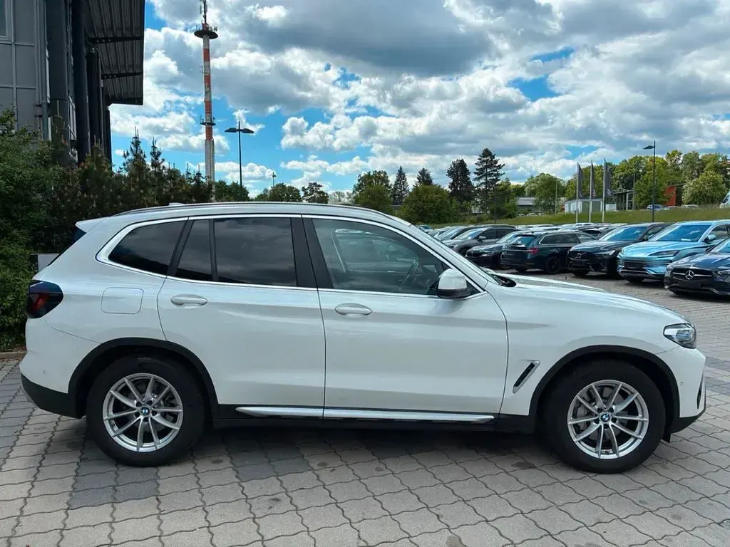 Gebraucht BMW X3 Sport Line 286 PS (210 kW) 2022 Weiß SUV